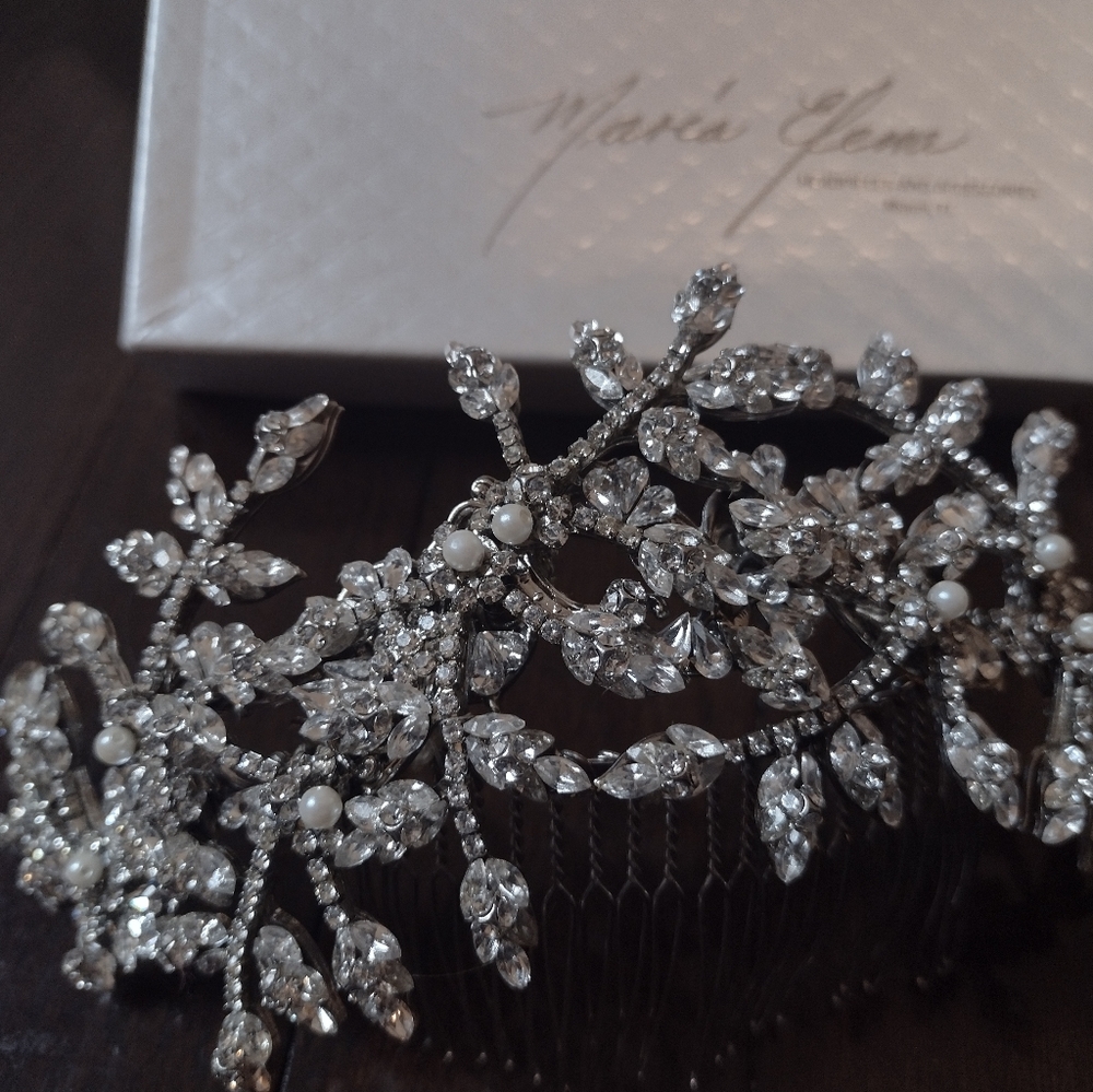 Maria Elena London Headpiece Hair Comb